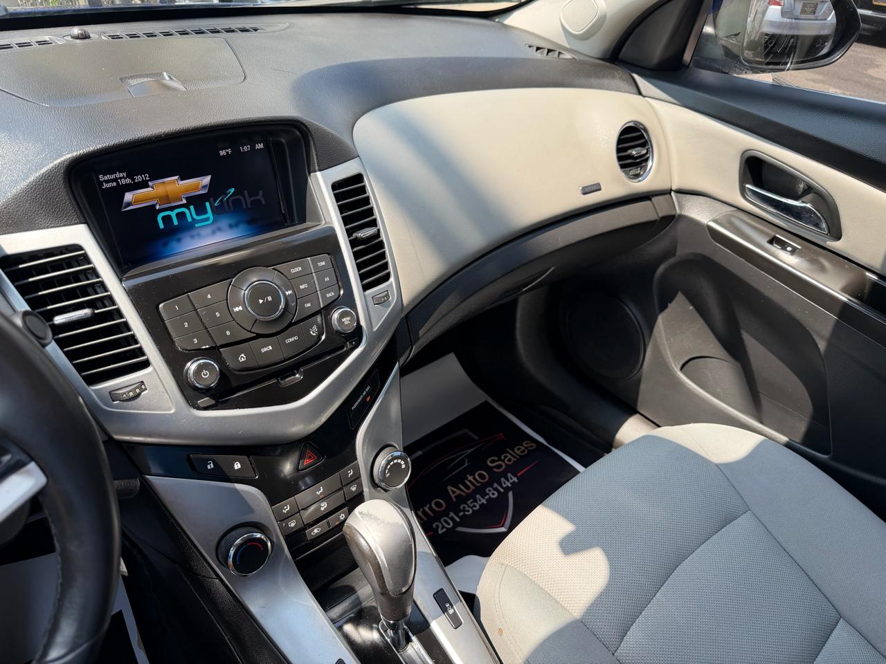 Chevrolet Cruze  2013
