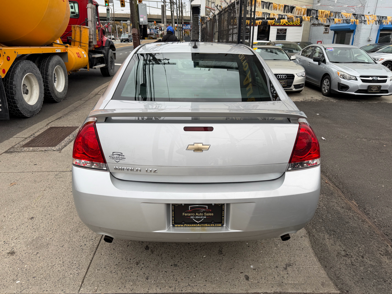 2012 Chevrolet Impala LTZ photo 3