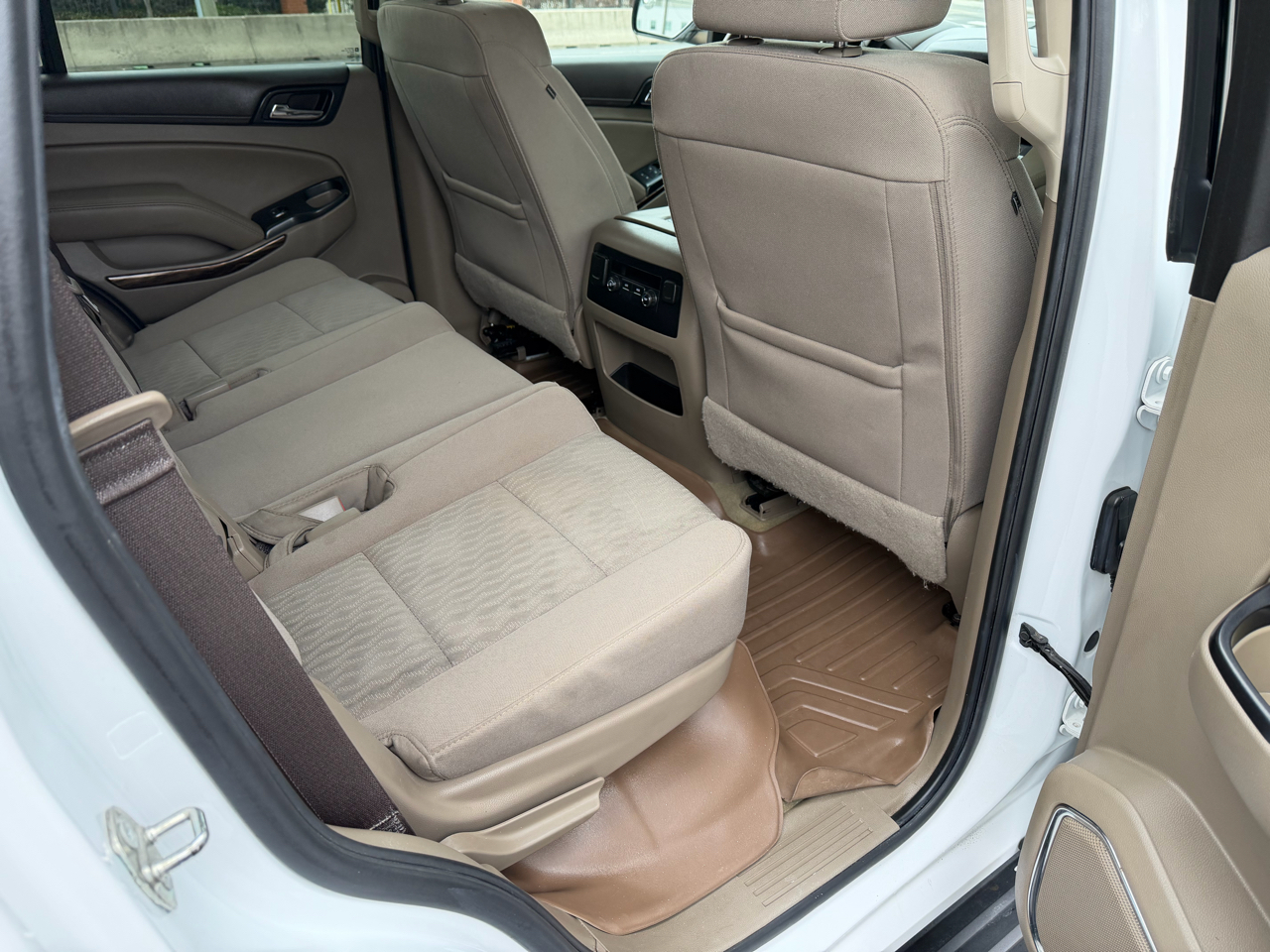 GMC Yukon SLE 4WD 2017