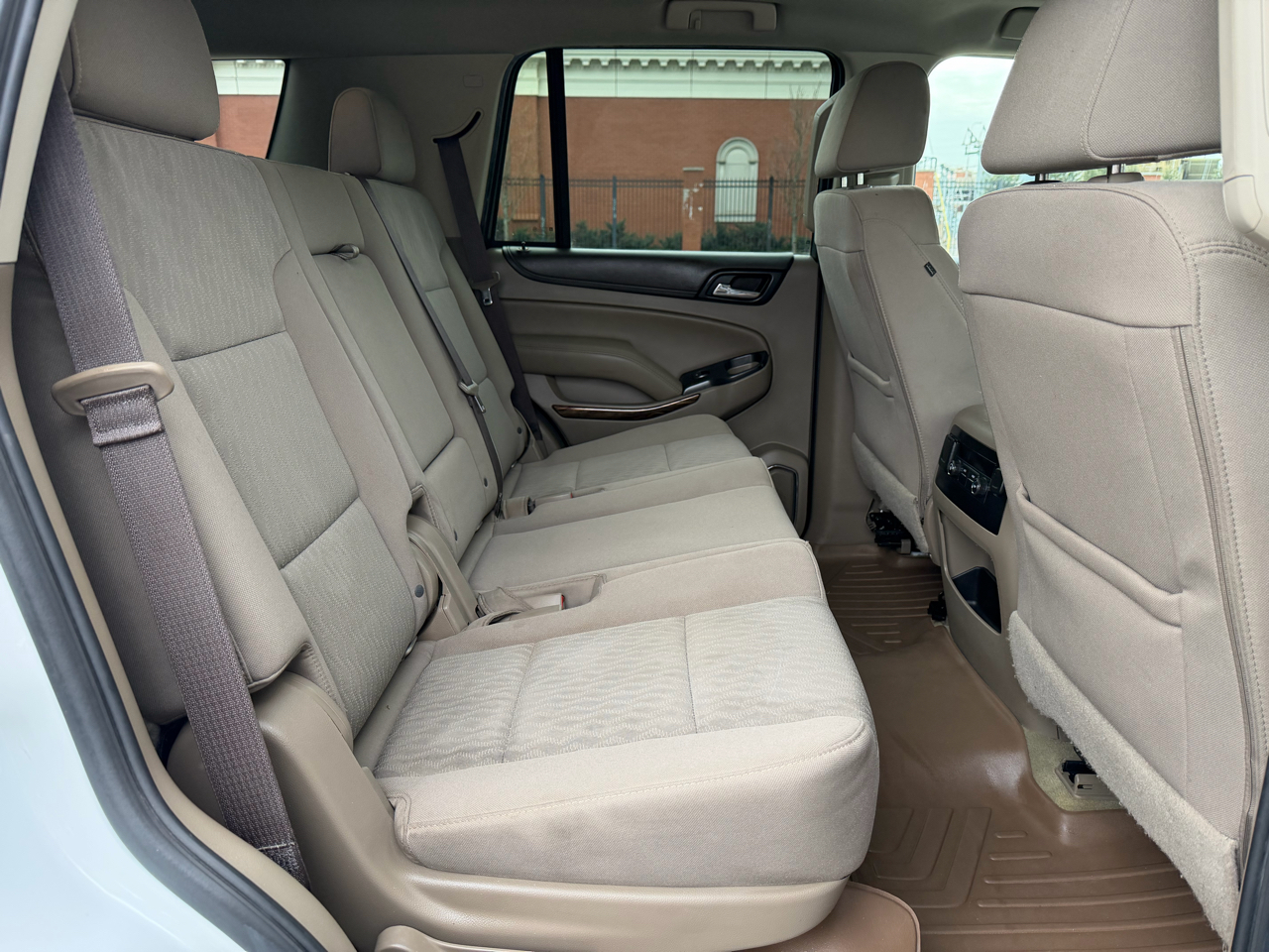 GMC Yukon SLE 4WD 2017