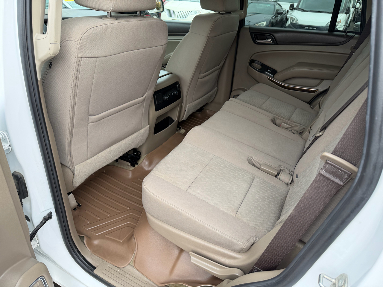 GMC Yukon SLE 4WD 2017