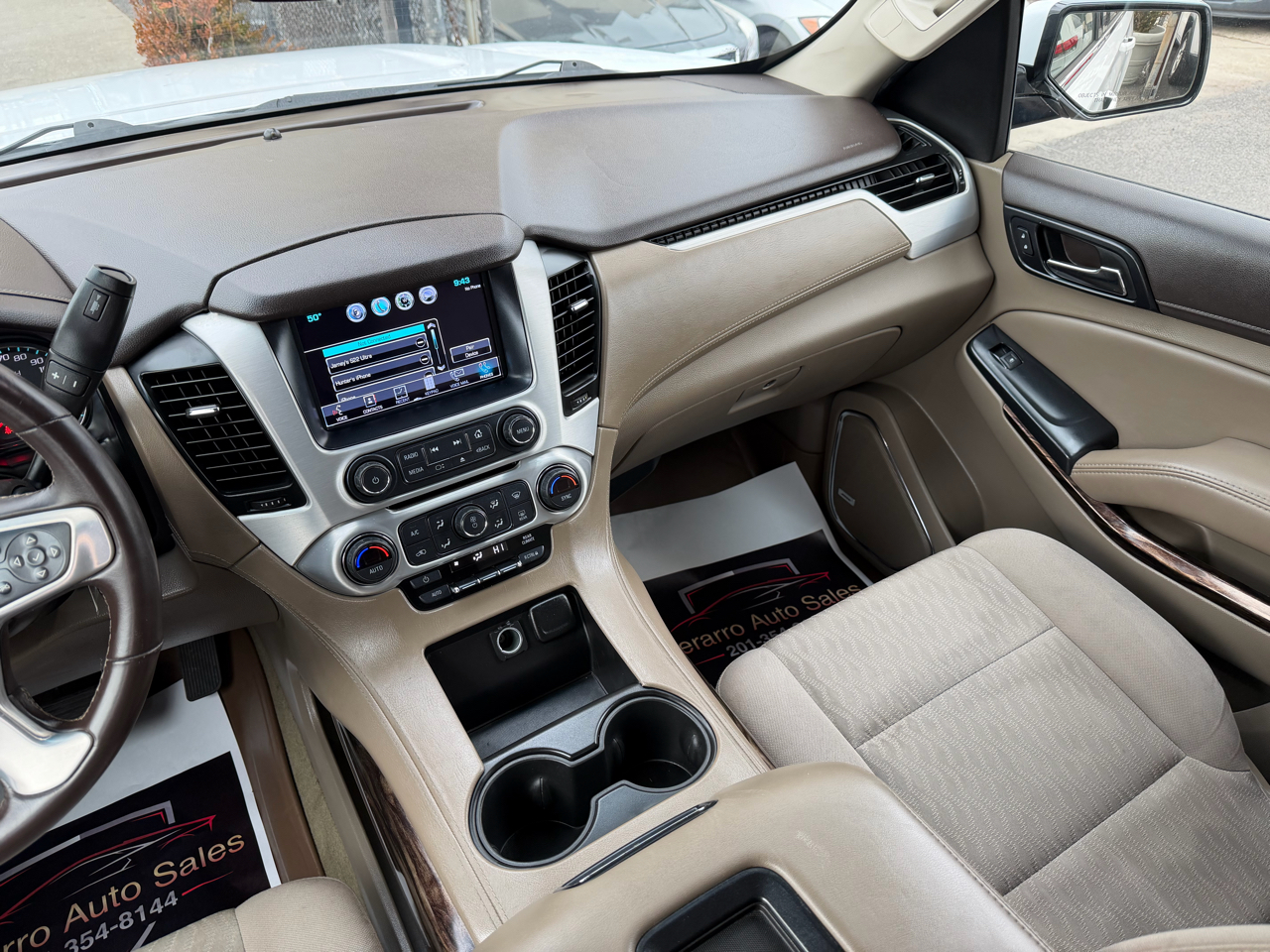 GMC Yukon SLE 4WD 2017