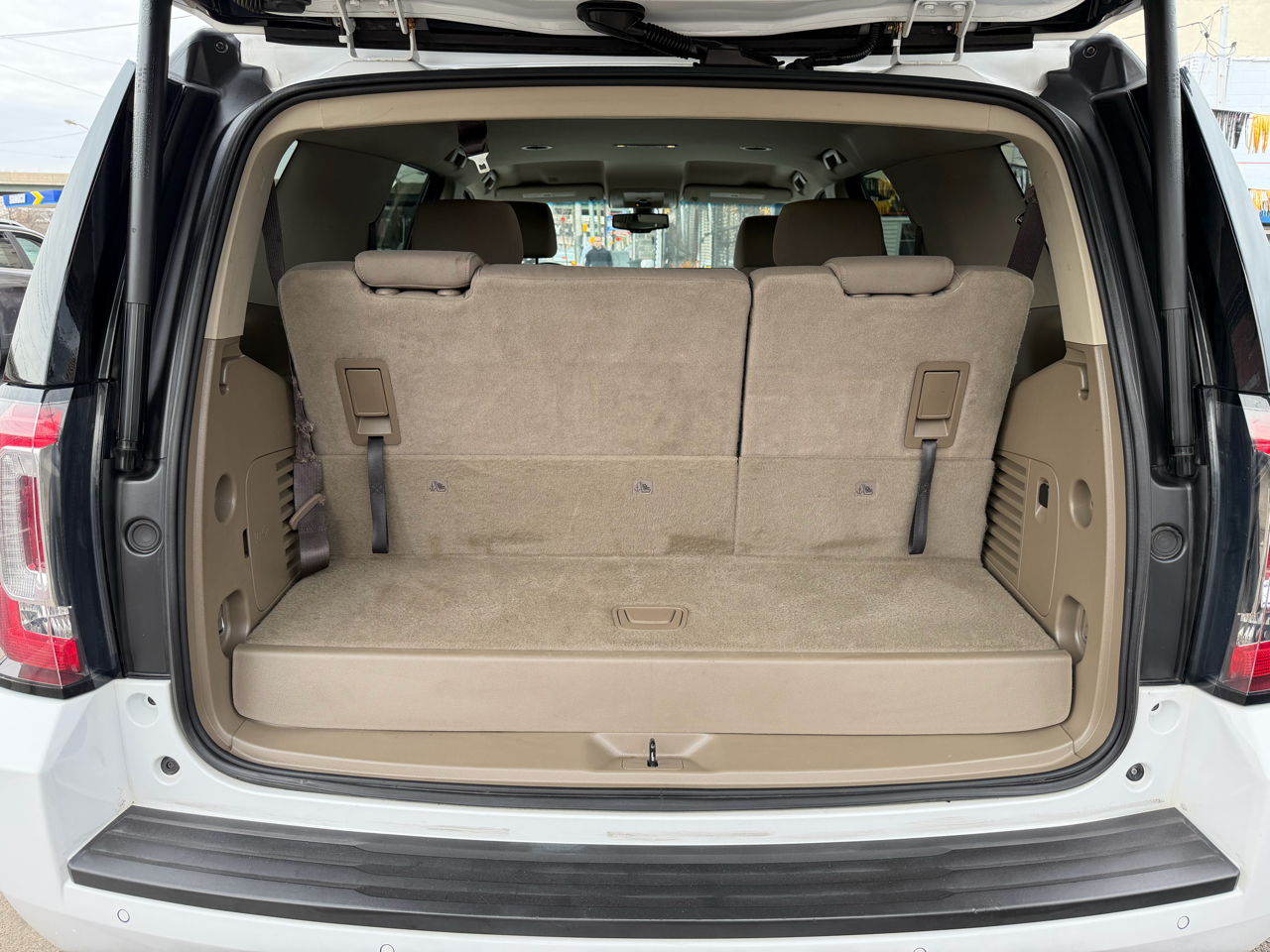 GMC Yukon SLE 4WD 2017