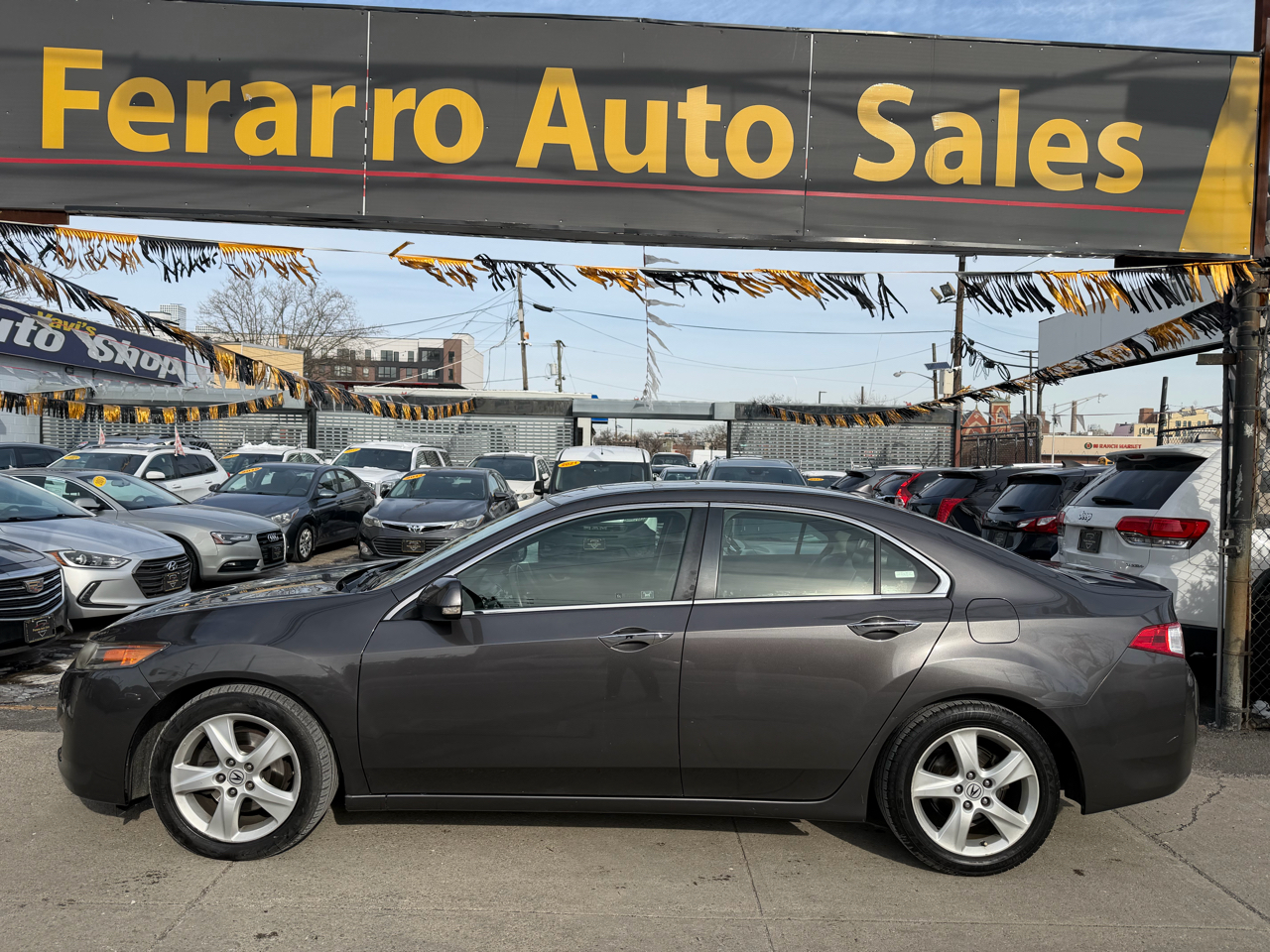 Acura TSX 5-Speed AT with Tech Package 2009