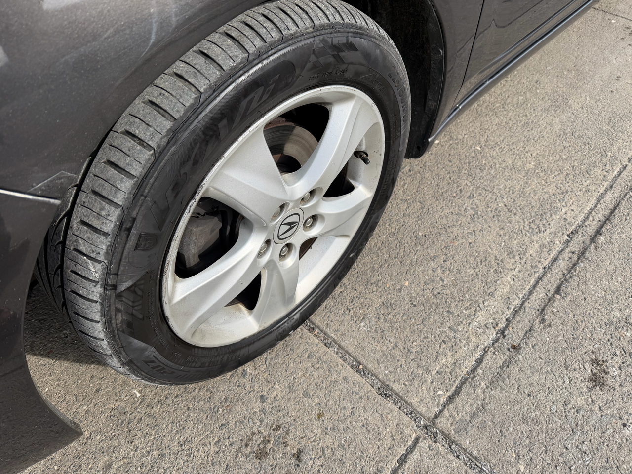 Acura TSX 5-Speed AT with Tech Package 2009