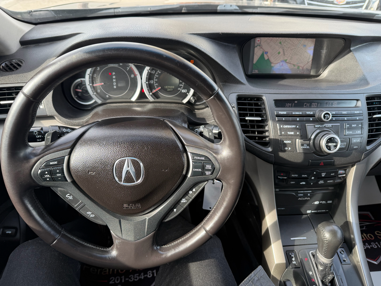 Acura TSX 5-Speed AT with Tech Package 2009