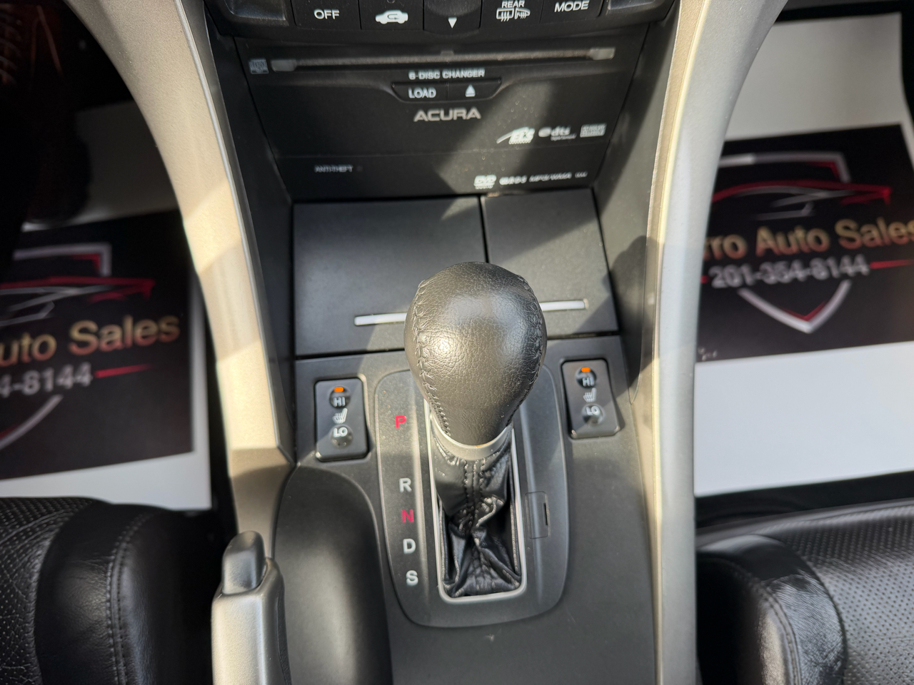 Acura TSX 5-Speed AT with Tech Package 2009