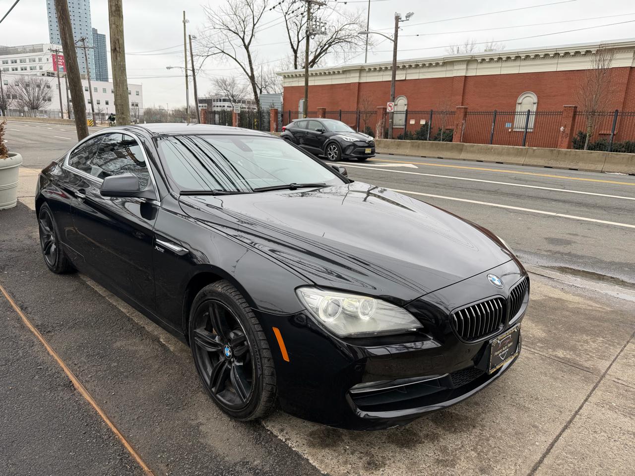 BMW 6-Series 650i Coupe 2012
