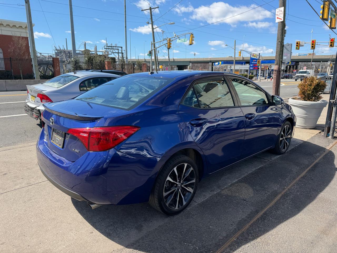 Toyota Corolla XSE 4D Sedan 2017