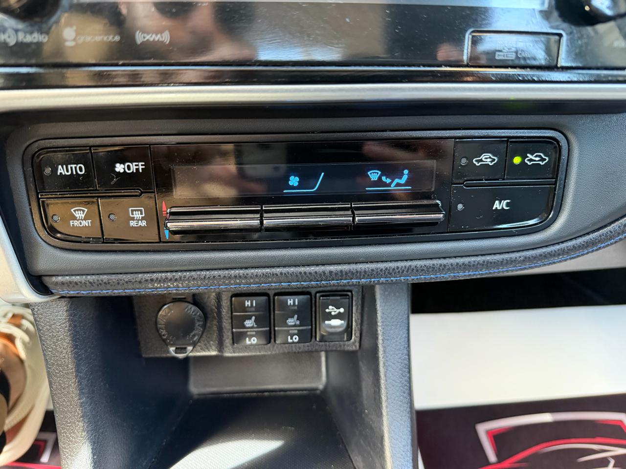 Toyota Corolla XSE 4D Sedan 2017