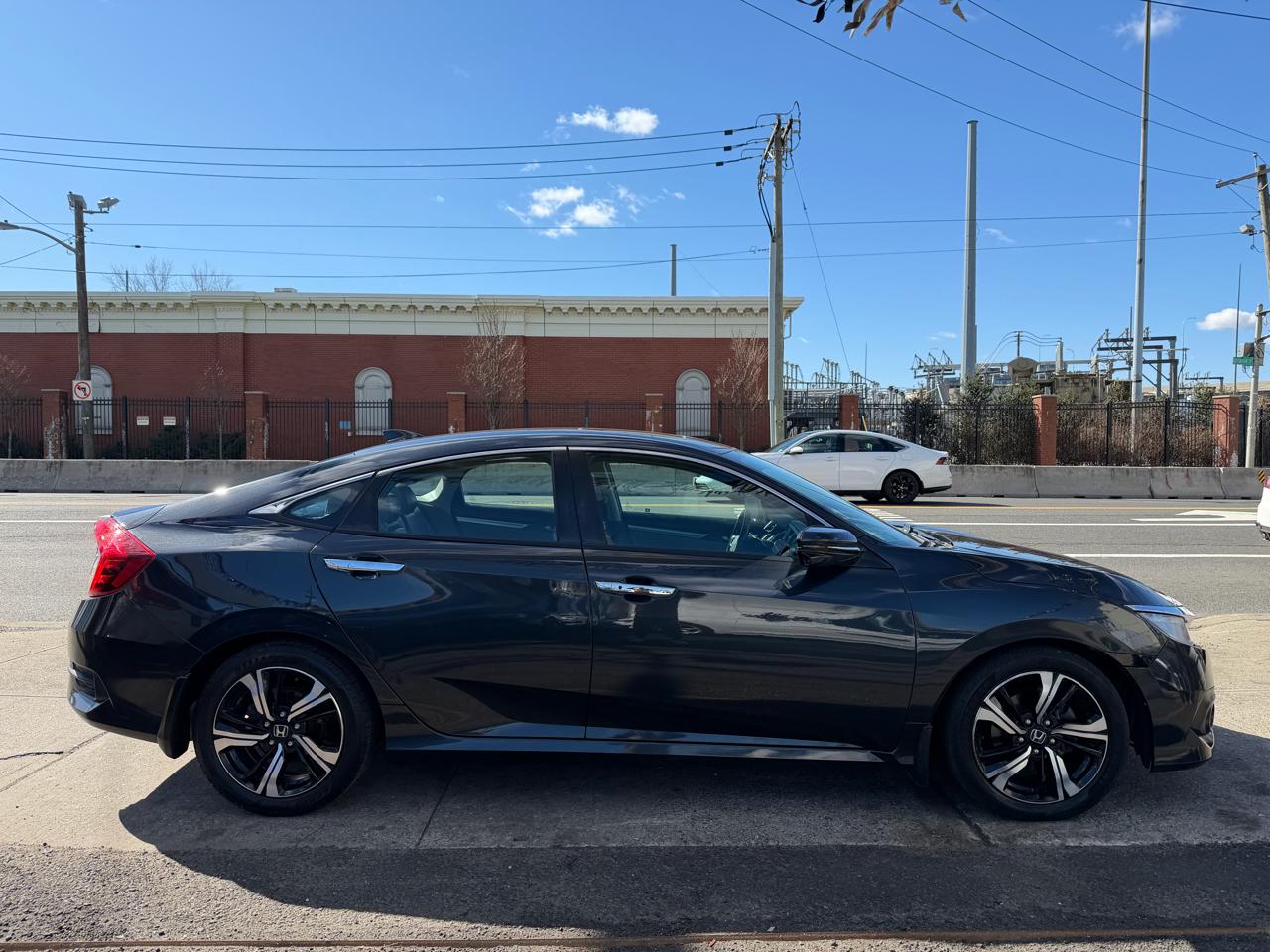 Honda Civic Touring 4D Sedan 2017