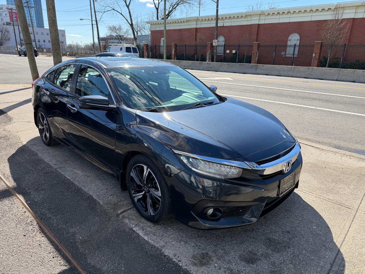 Honda Civic Touring 4D Sedan 2017