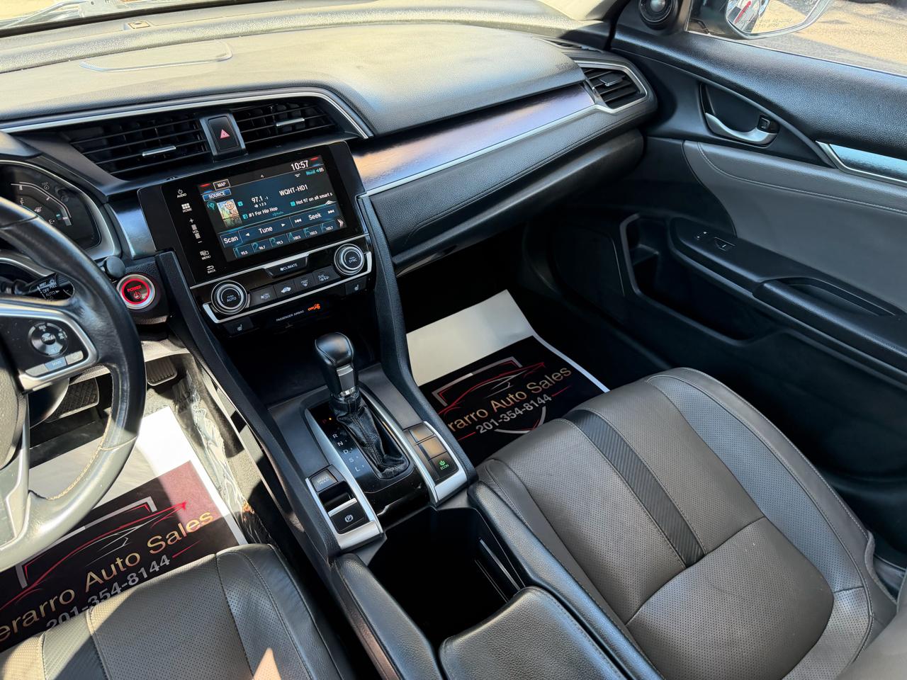 Honda Civic Touring 4D Sedan 2017