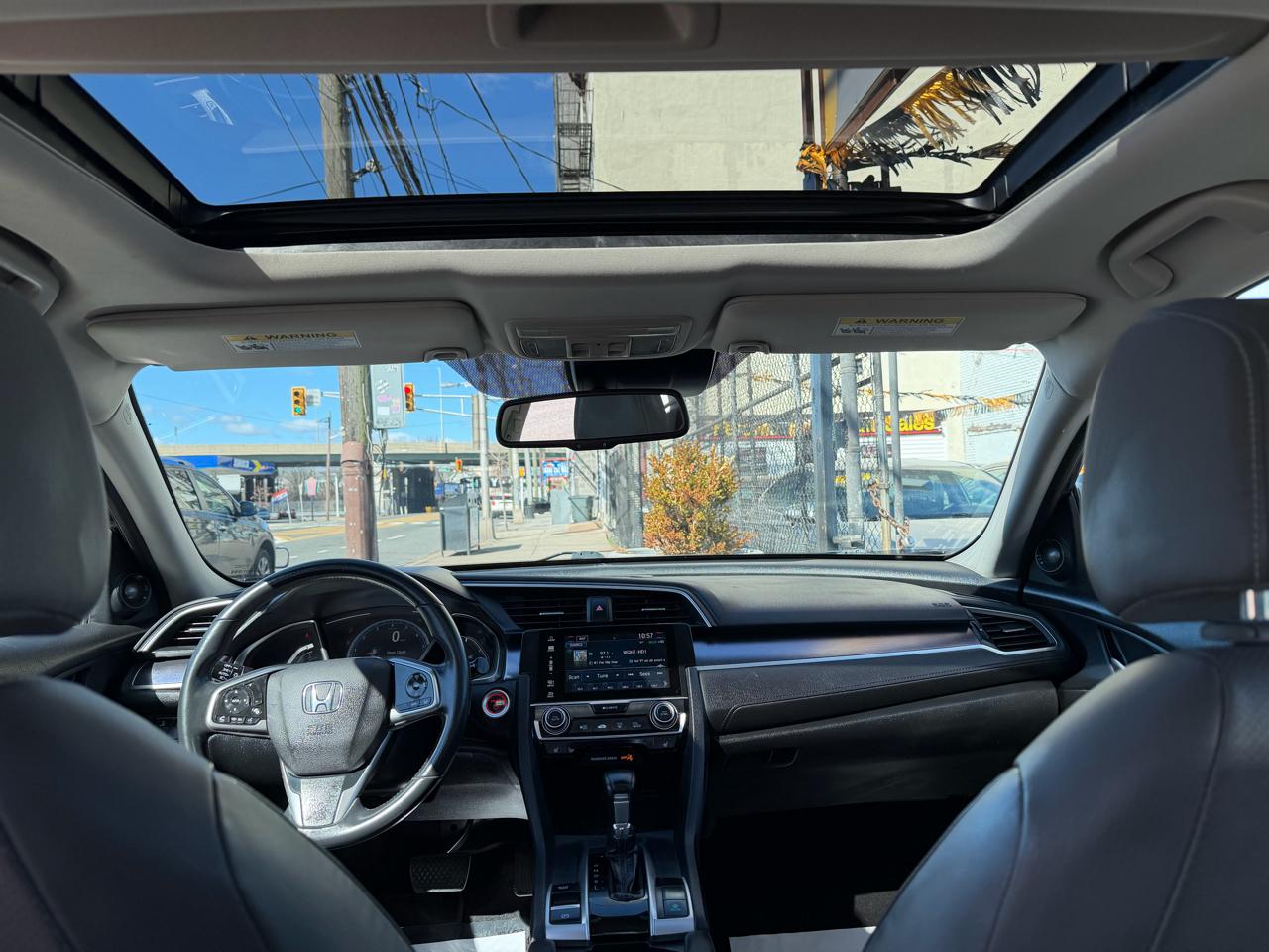 Honda Civic Touring 4D Sedan 2017