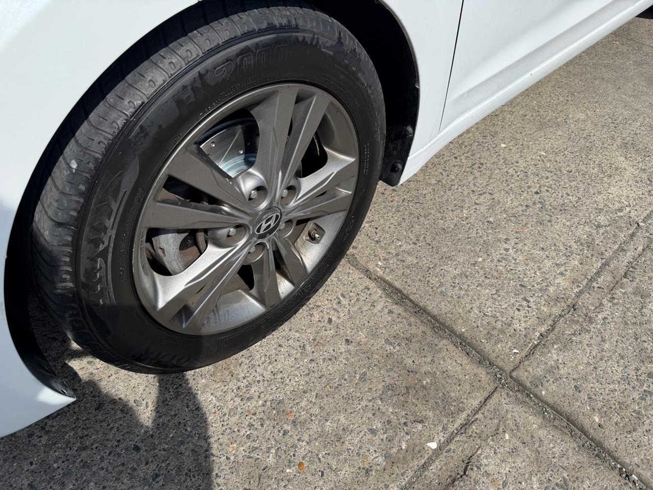 Hyundai Elantra Limited 2018