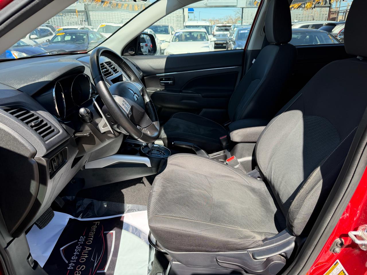 Mitsubishi Outlander Sport SE AWD 2013