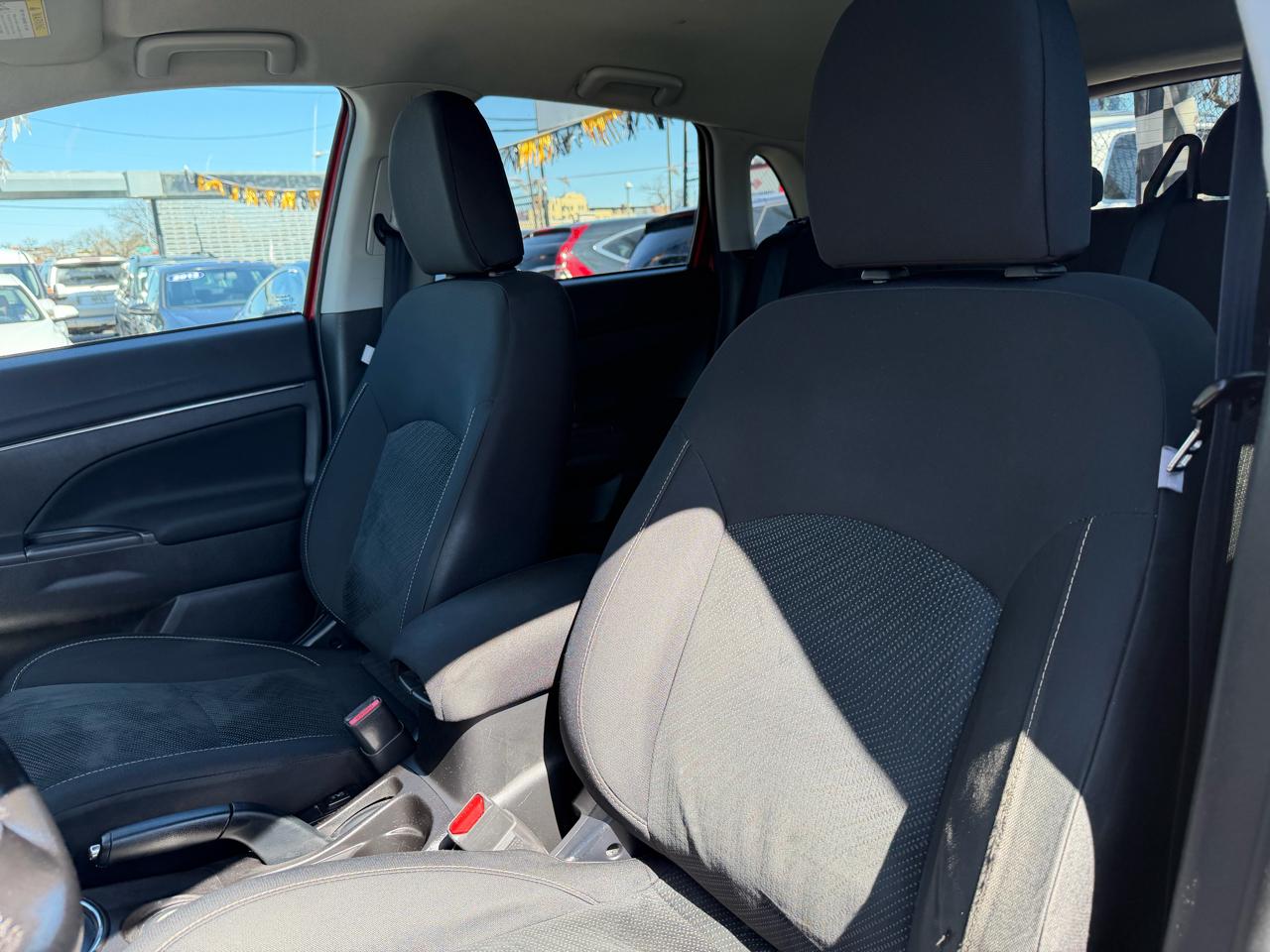 Mitsubishi Outlander Sport SE AWD 2013