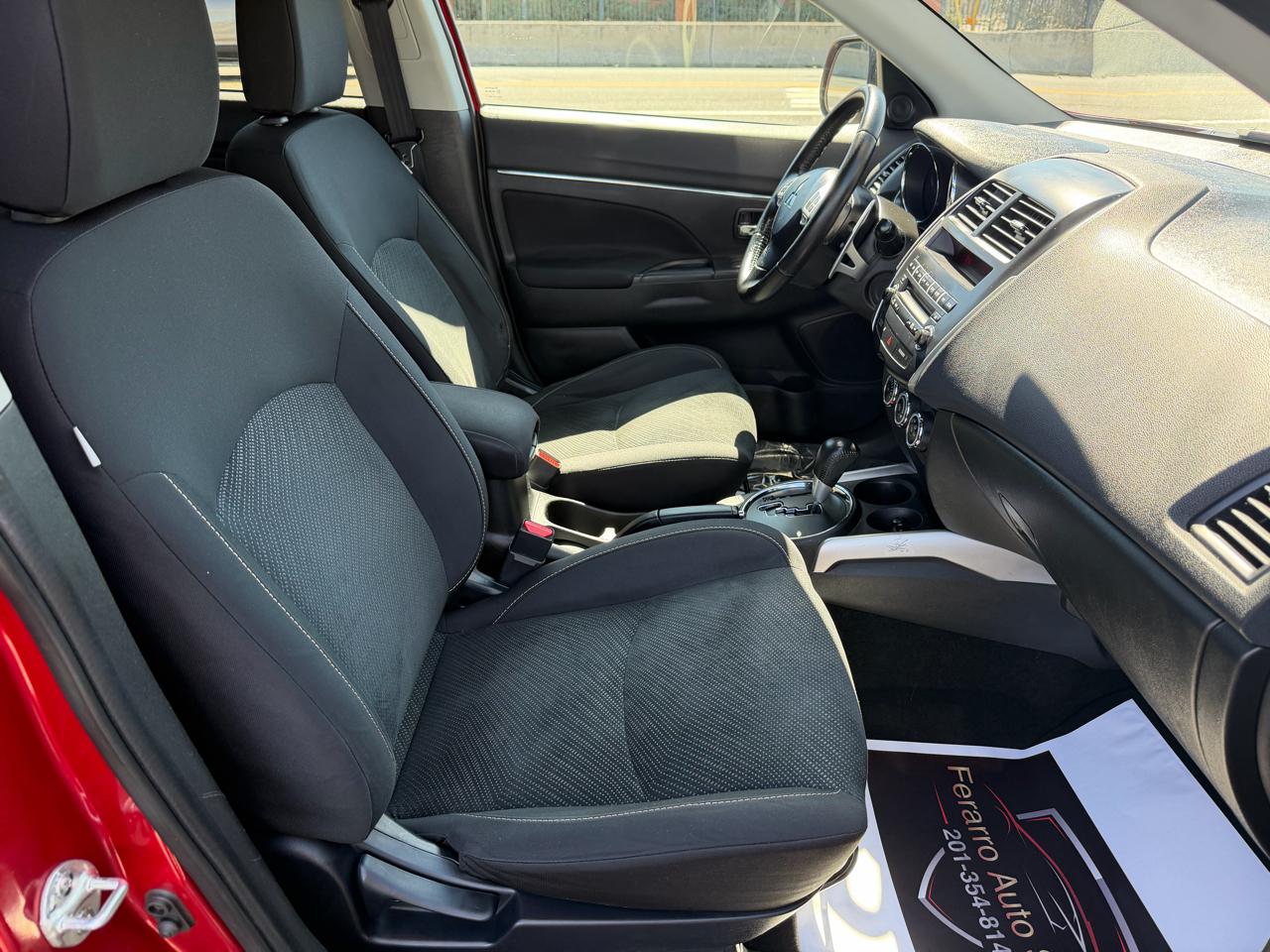 Mitsubishi Outlander Sport SE AWD 2013