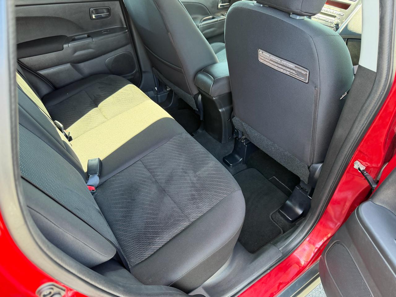 Mitsubishi Outlander Sport SE AWD 2013