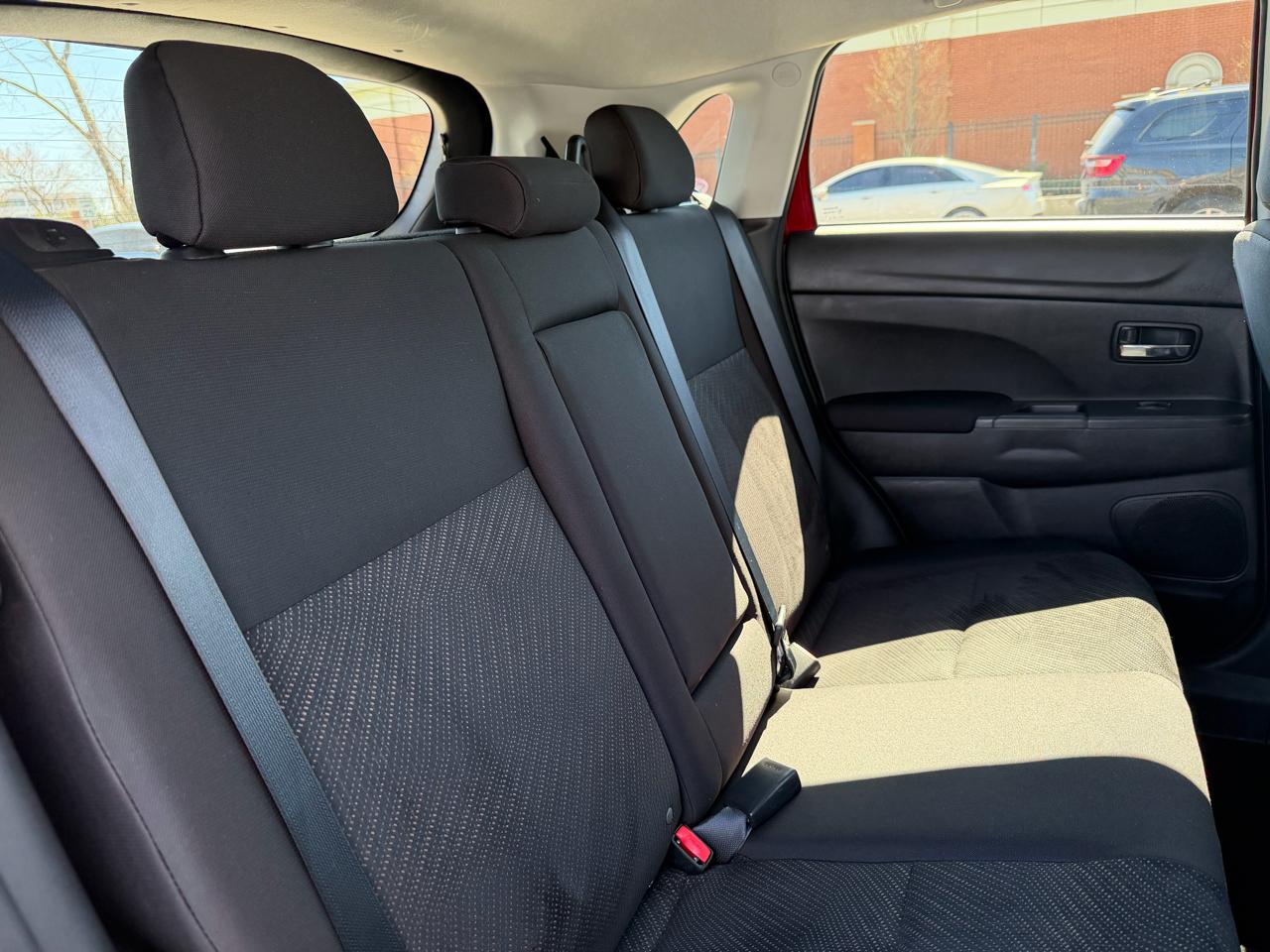 Mitsubishi Outlander Sport SE AWD 2013