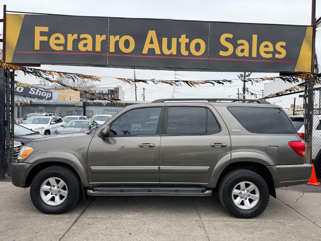 Toyota Sequoia SR5 4WD 2005