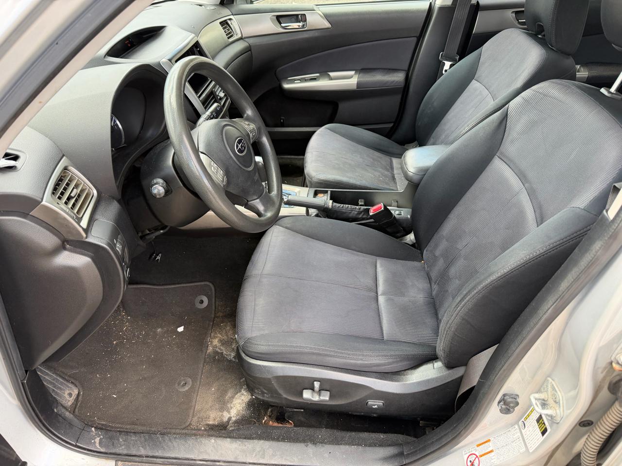 Subaru Forester 2.5X Premium 2010