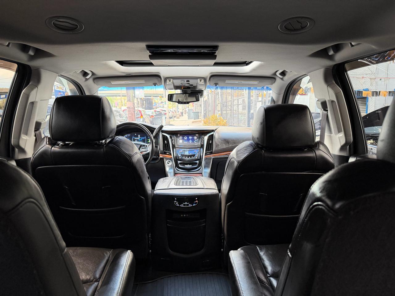 Cadillac Escalade Luxury 4WD 2016