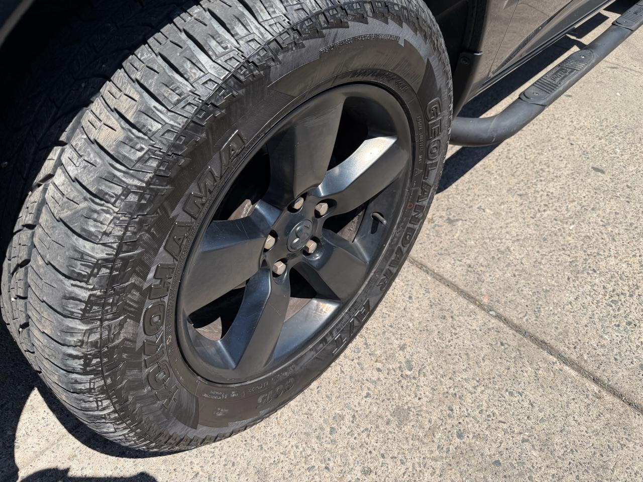 RAM 1500 Tradesman Quad Cab 4WD 2014