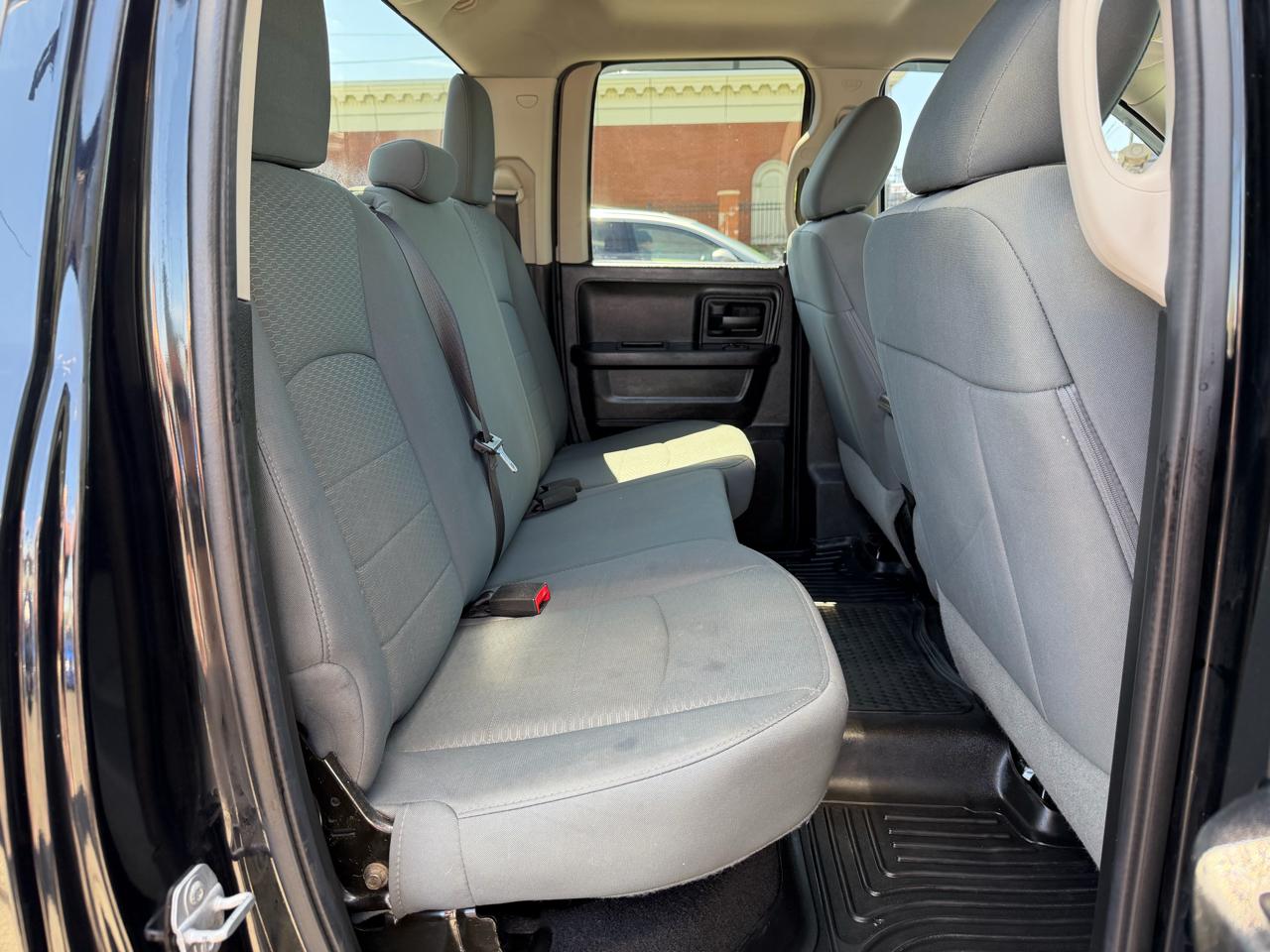 RAM 1500 Tradesman Quad Cab 4WD 2014