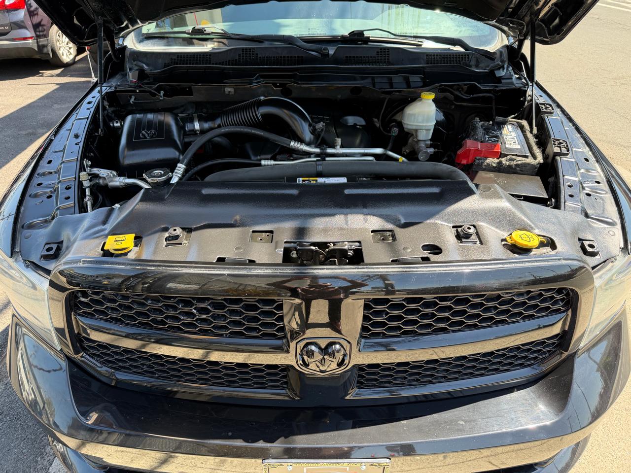 RAM 1500 Tradesman Quad Cab 4WD 2014