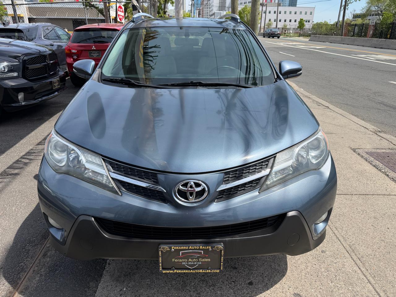 Toyota RAV4 XLE AWD 2014