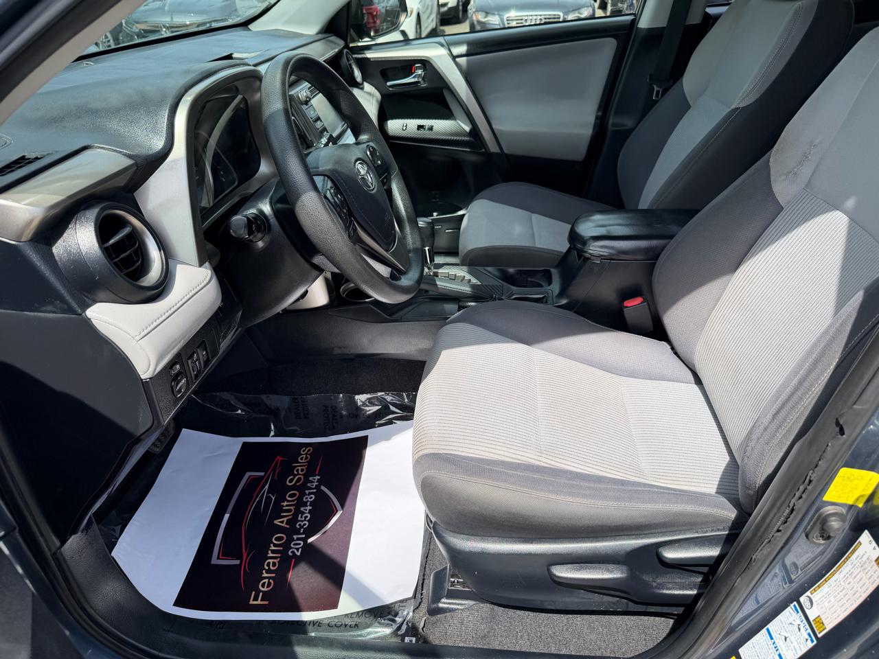 Toyota RAV4 XLE AWD 2014