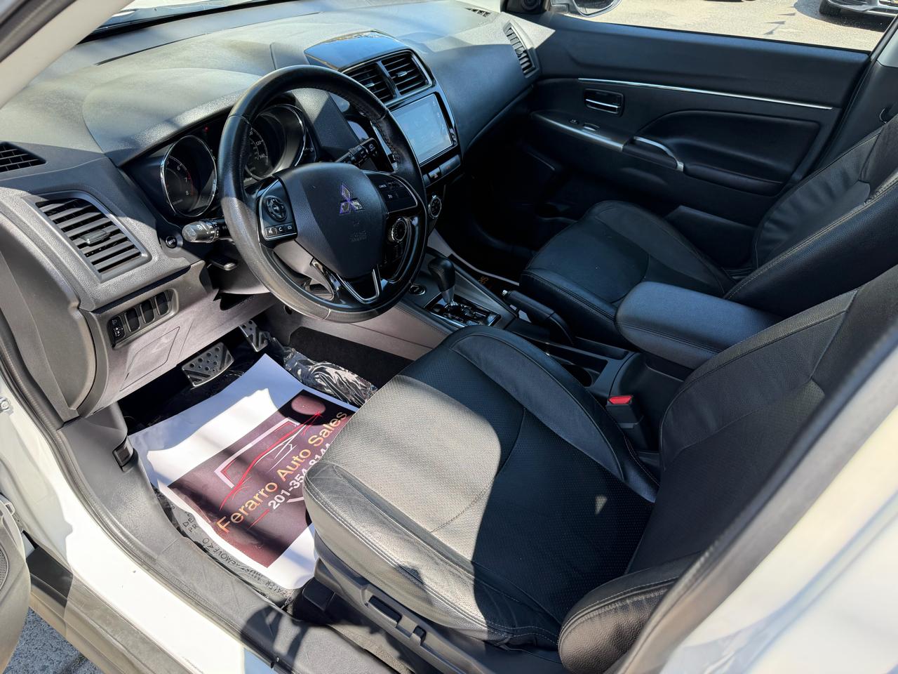 Mitsubishi Outlander Sport 2.4 SEL 4WD CVT 2018