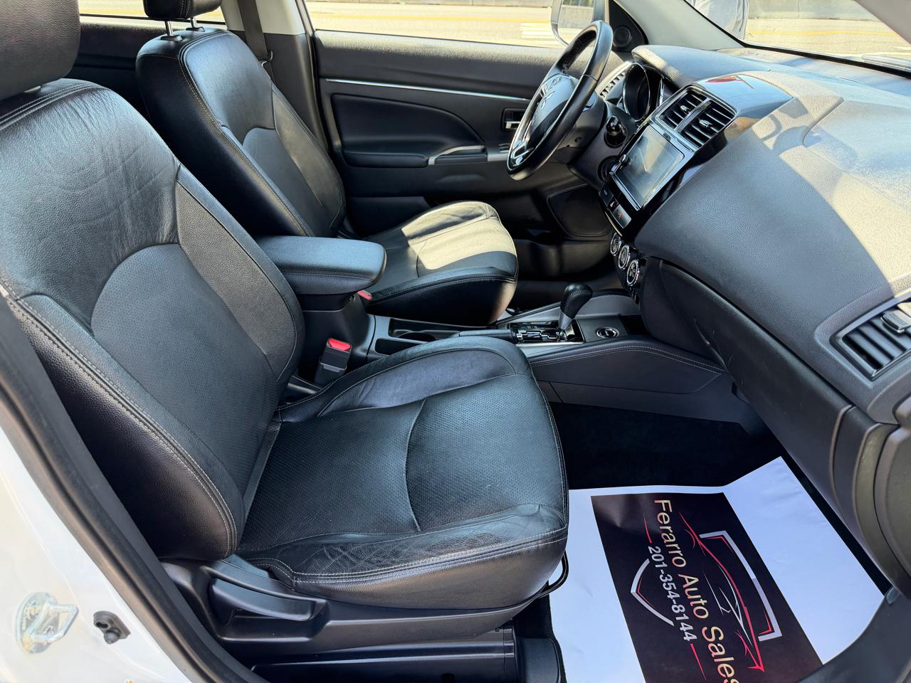Mitsubishi Outlander Sport 2.4 SEL 4WD CVT 2018