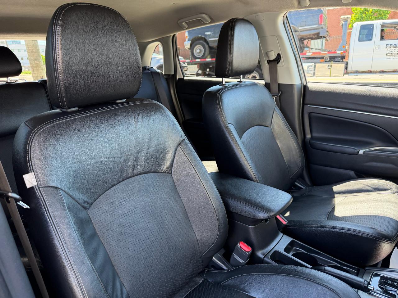 Mitsubishi Outlander Sport 2.4 SEL 4WD CVT 2018