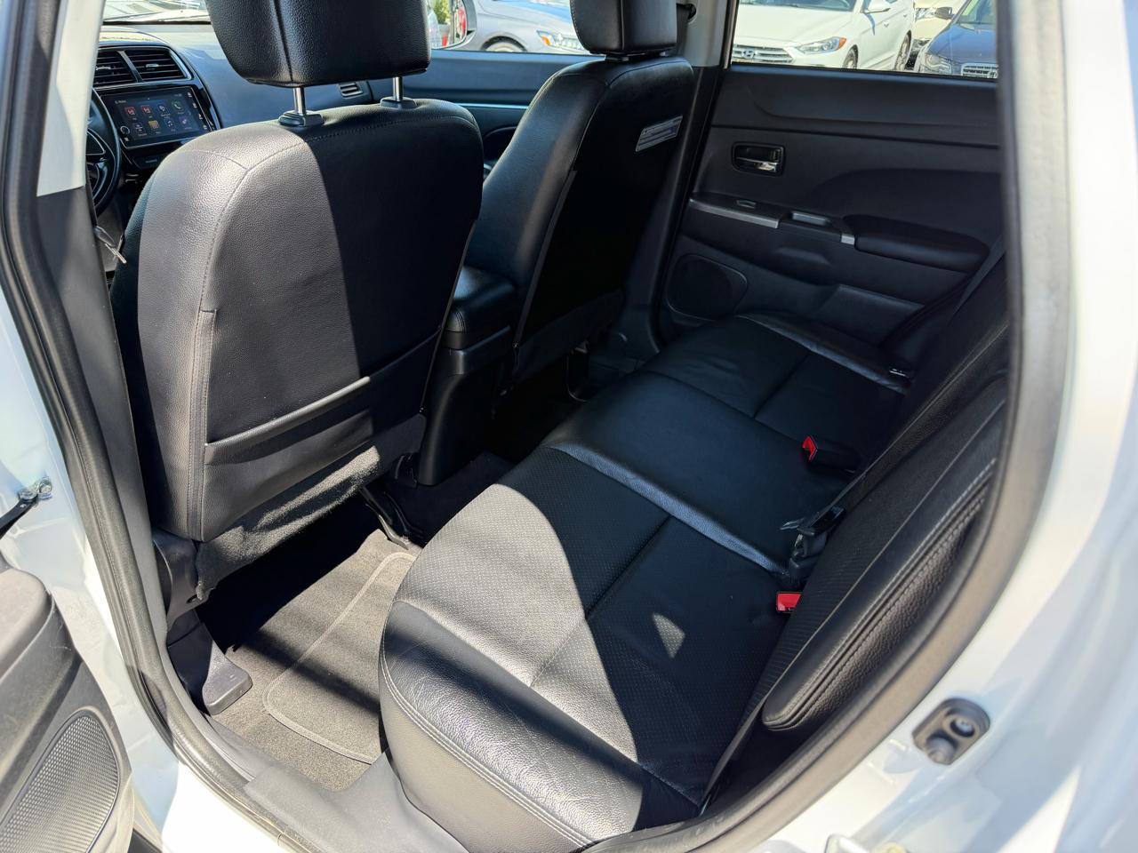 Mitsubishi Outlander Sport 2.4 SEL 4WD CVT 2018