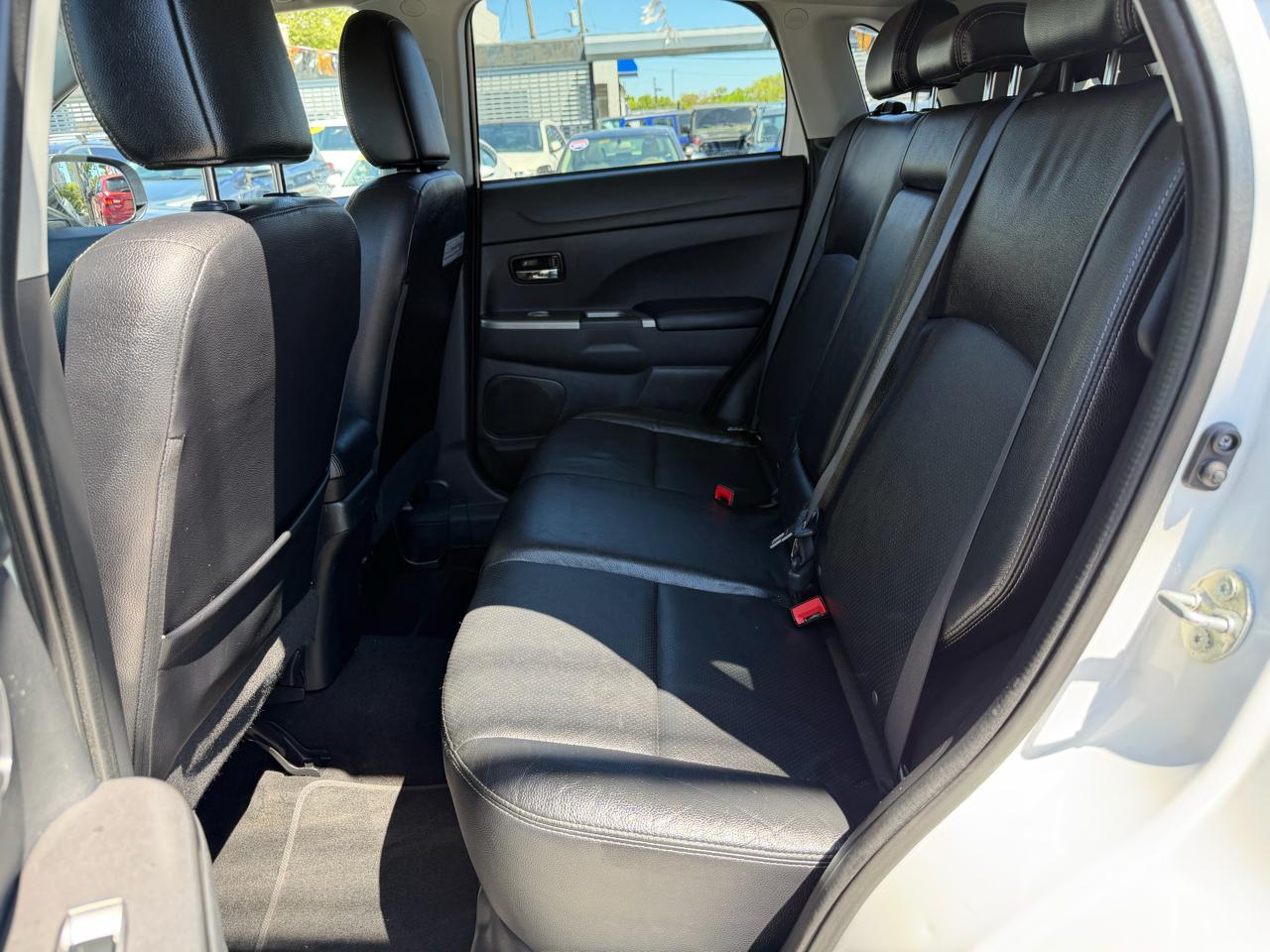 Mitsubishi Outlander Sport 2.4 SEL 4WD CVT 2018
