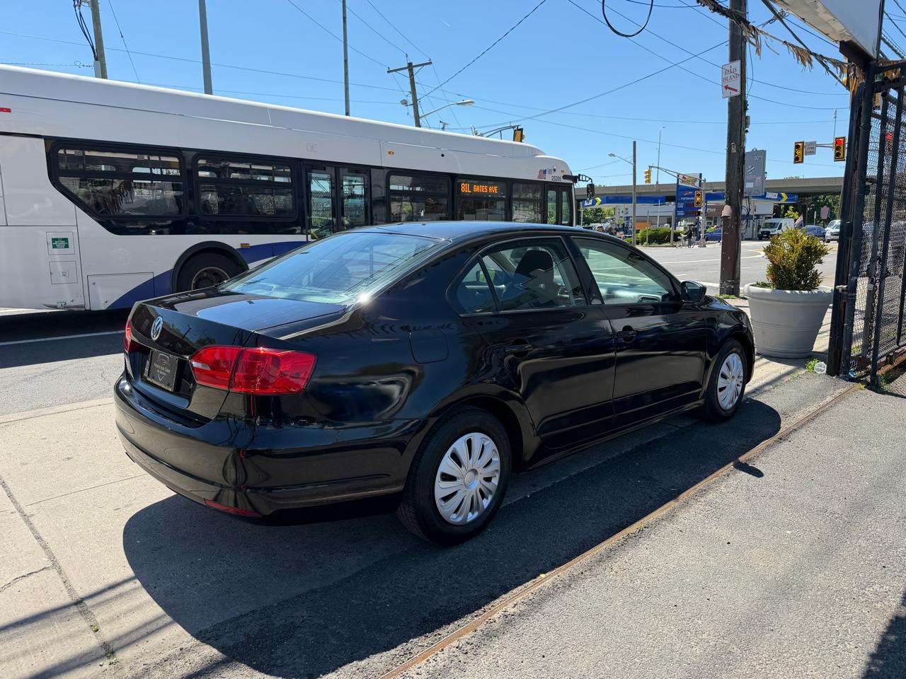 Volkswagen Jetta S 2013