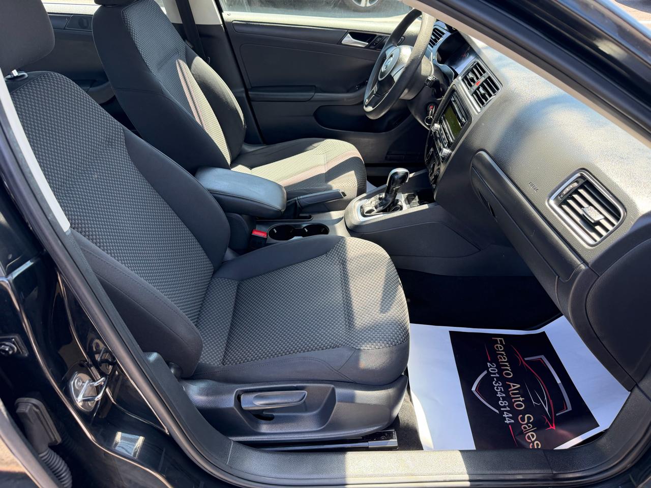 Volkswagen Jetta S 2013
