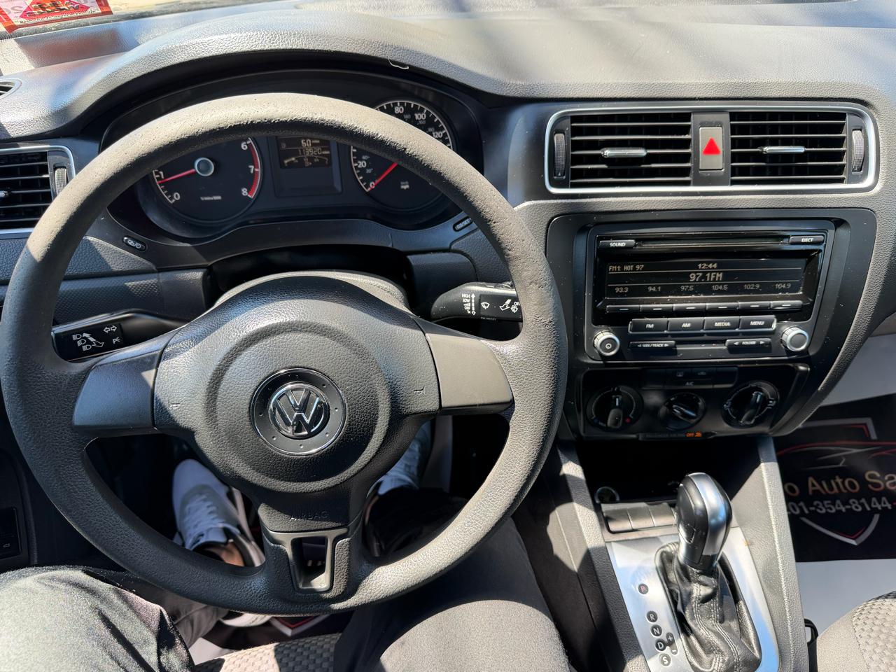 Volkswagen Jetta S 2013
