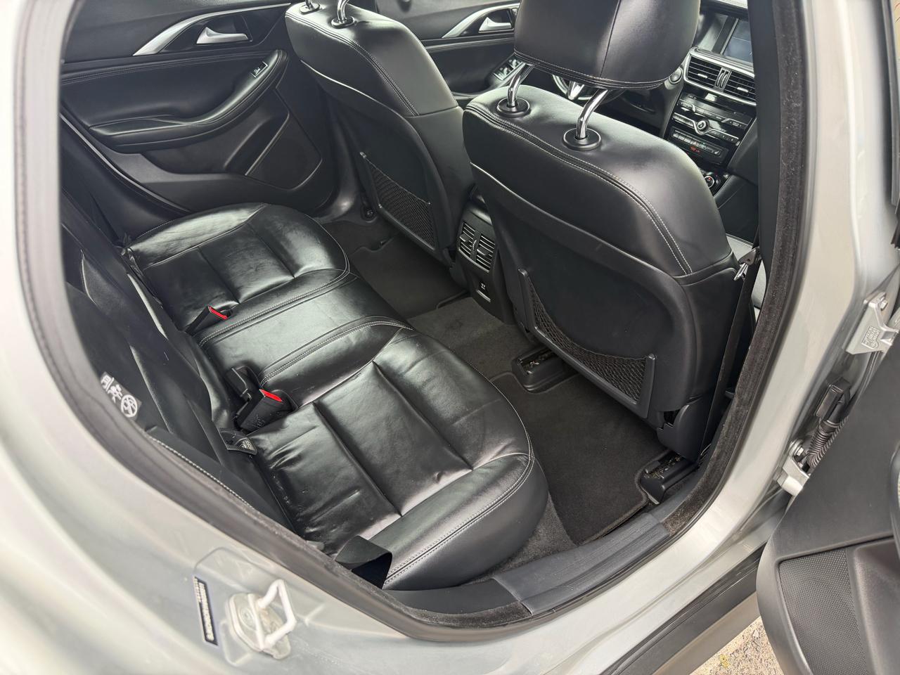 Infiniti QX30 Luxury AWD 2017