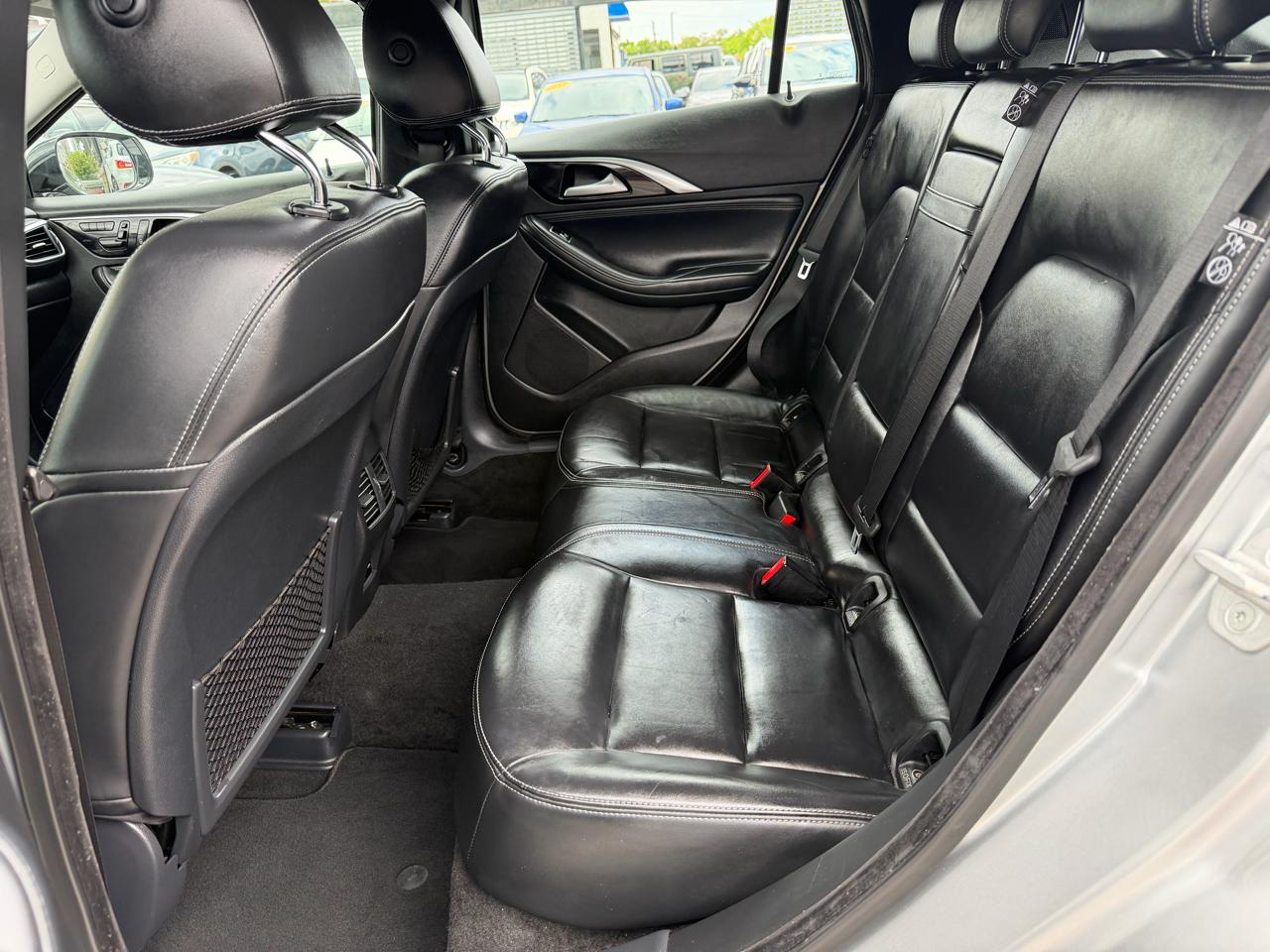 Infiniti QX30 Luxury AWD 2017