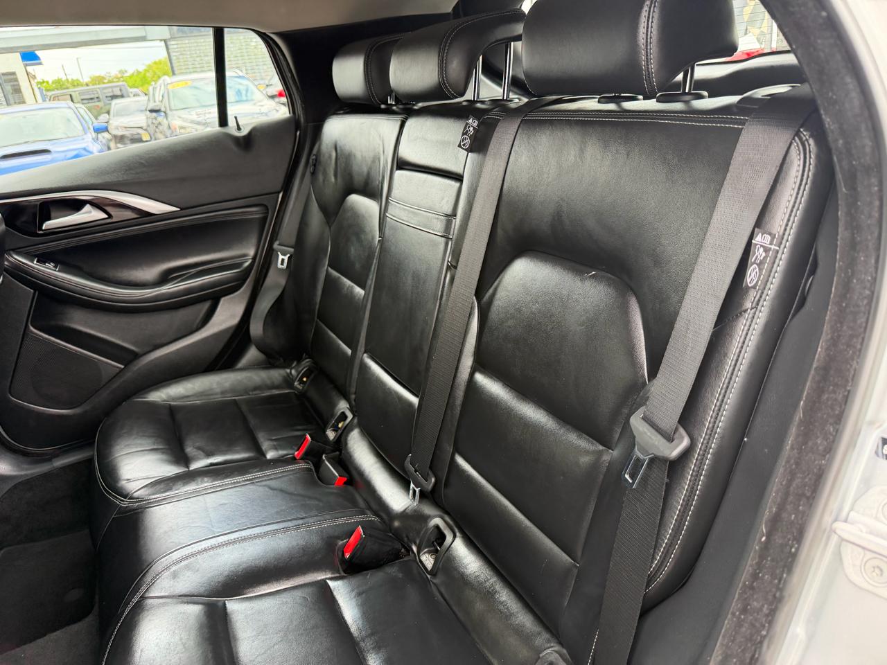 Infiniti QX30 Luxury AWD 2017