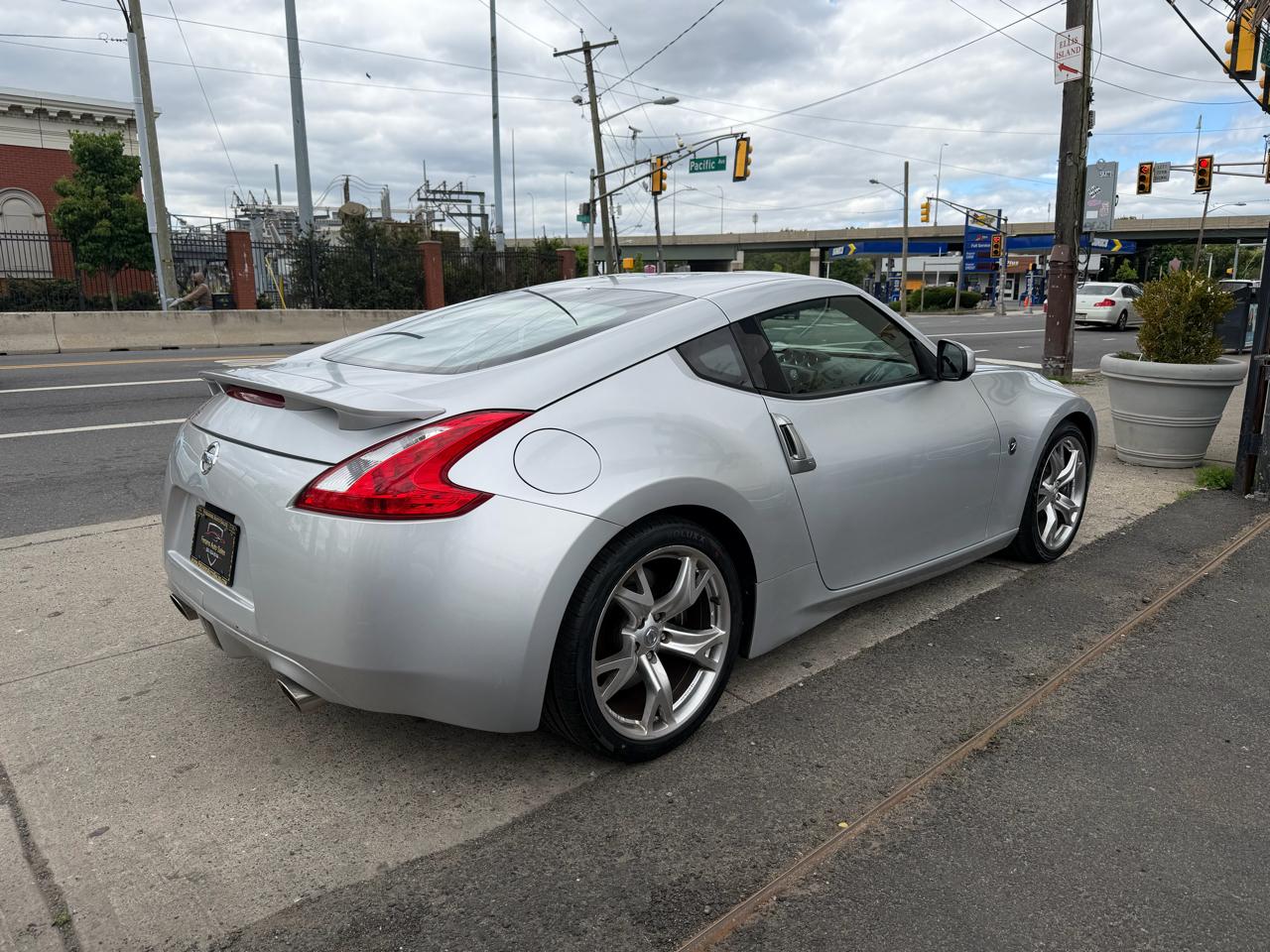 Nissan 370Z Coupe 2009