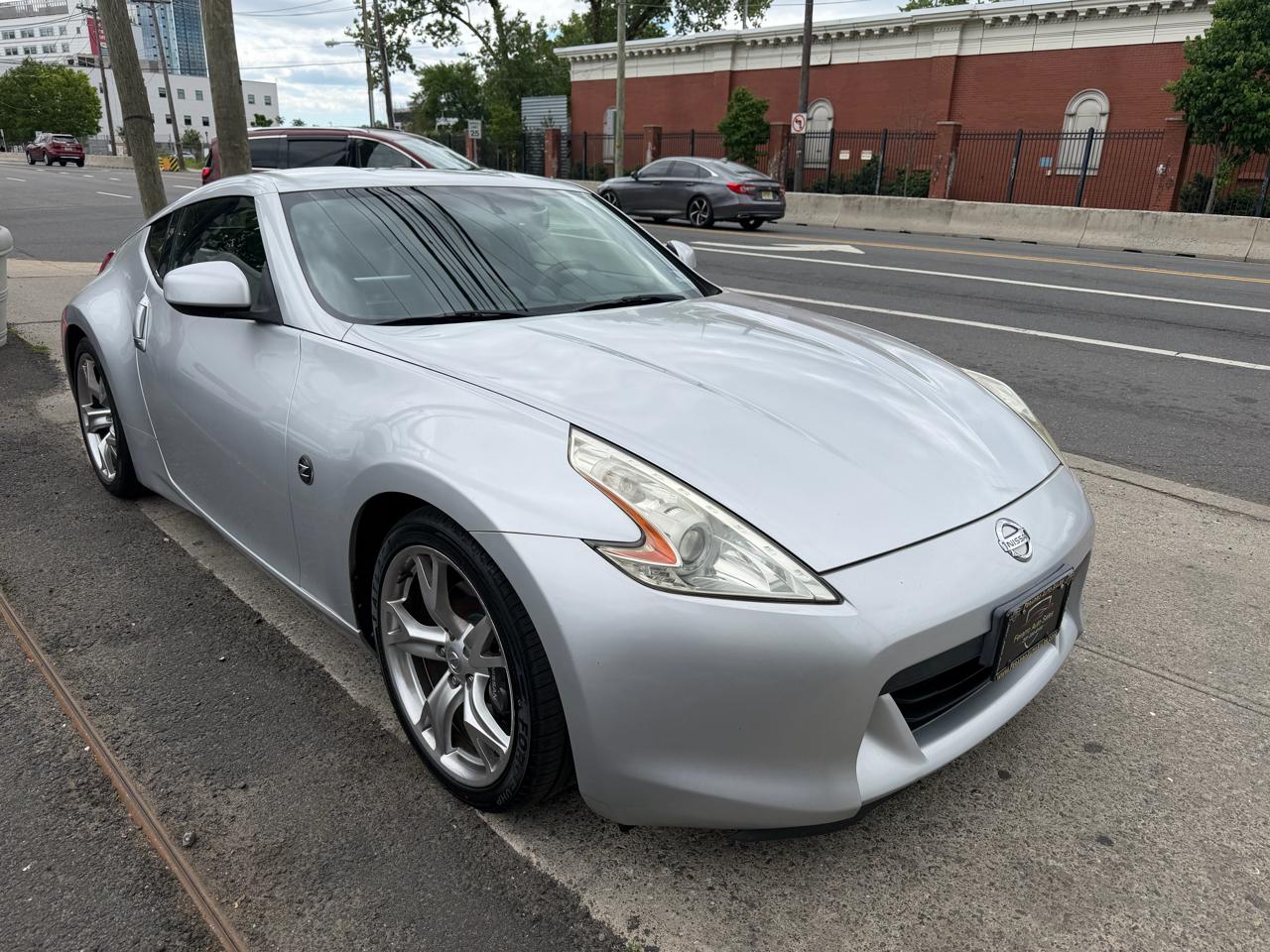 Nissan 370Z Coupe 2009