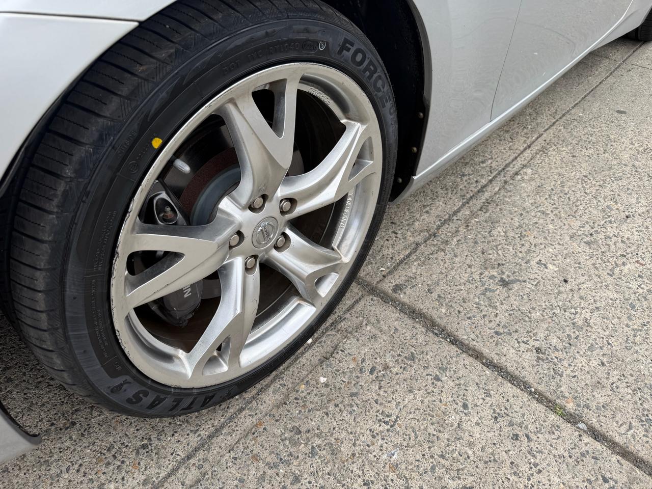 Nissan 370Z Coupe 2009
