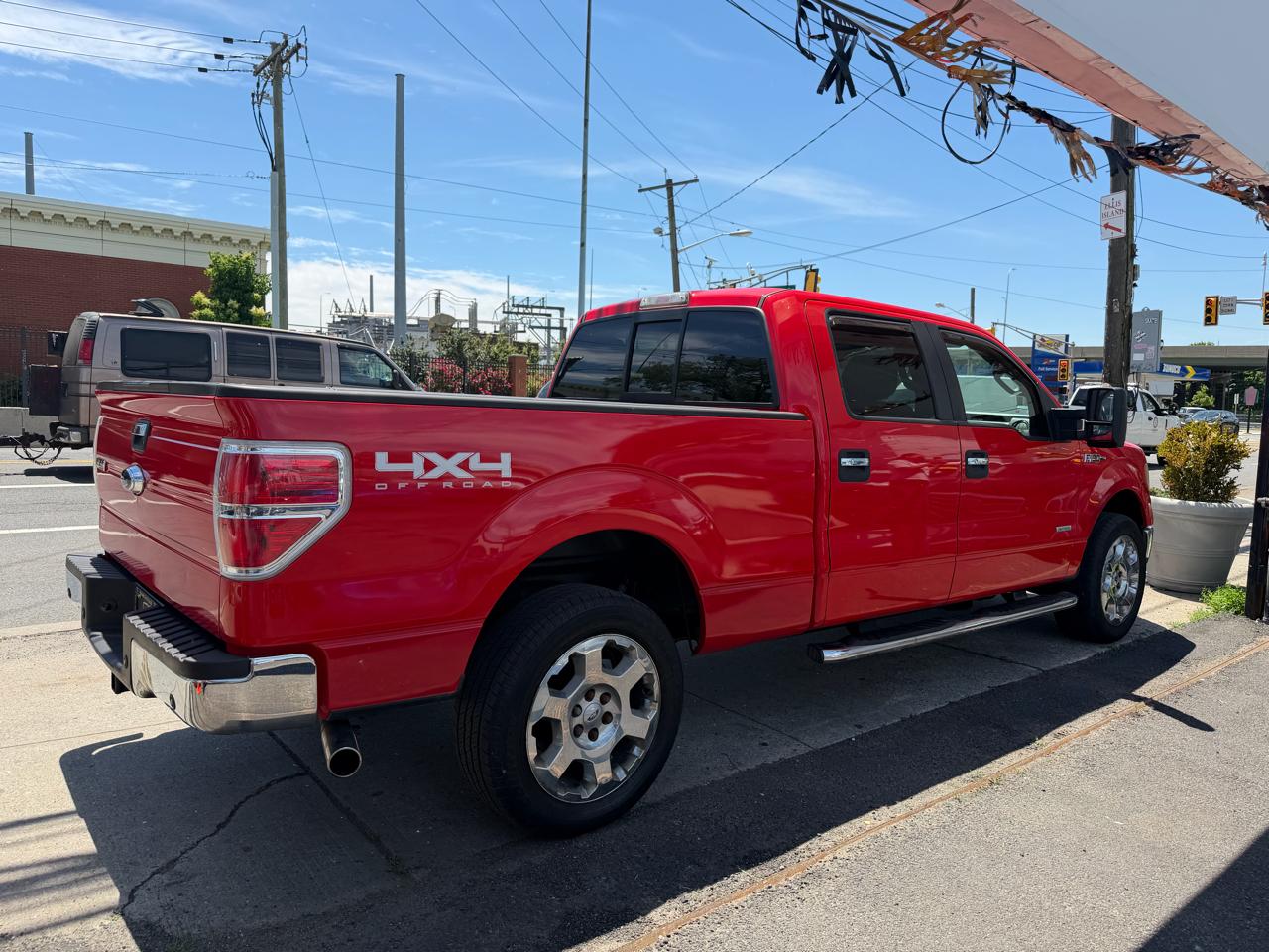 Ford F-150 XLT SuperCrew 6.5-ft. Bed 4WD 2011