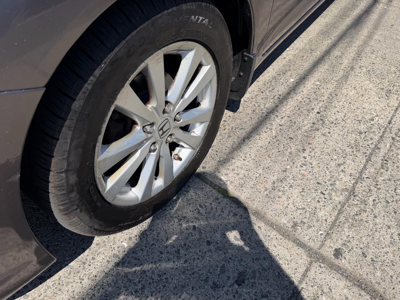 Honda Civic EX Sedan 5-Speed AT 2012