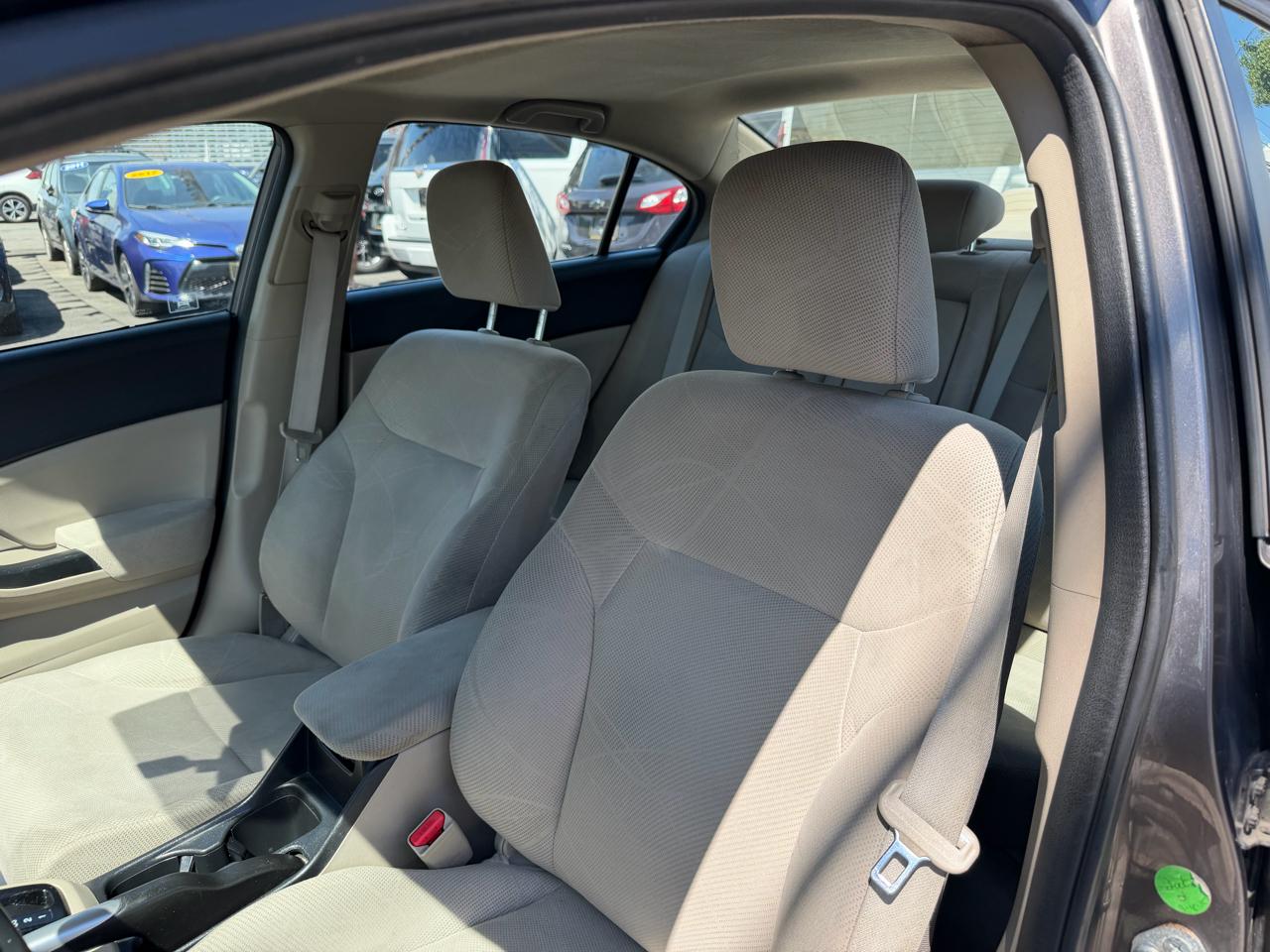 Honda Civic EX Sedan 5-Speed AT 2012