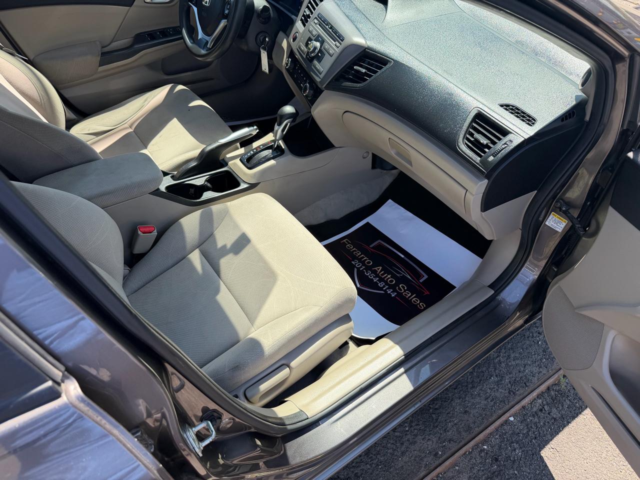 Honda Civic EX Sedan 5-Speed AT 2012